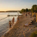 Baignade surveillée près de reims lac, plage aménagée