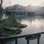 Riviere reims, Vesle à Reims, berges et eau calme